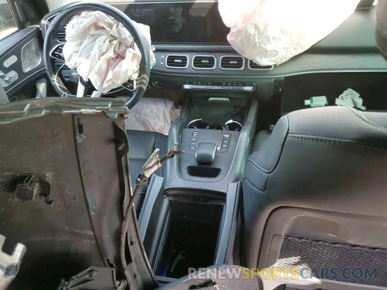8 Photograph of a damaged car 4JGFB4JB2MA569021 MERCEDES-BENZ GLE-CLASS 2021