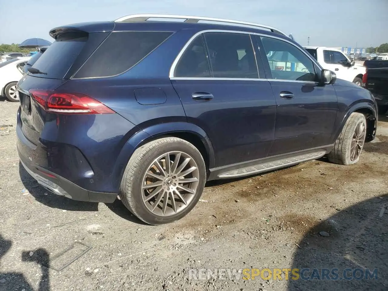 3 Photograph of a damaged car 4JGFB4JB7MA324862 MERCEDES-BENZ GLE-CLASS 2021
