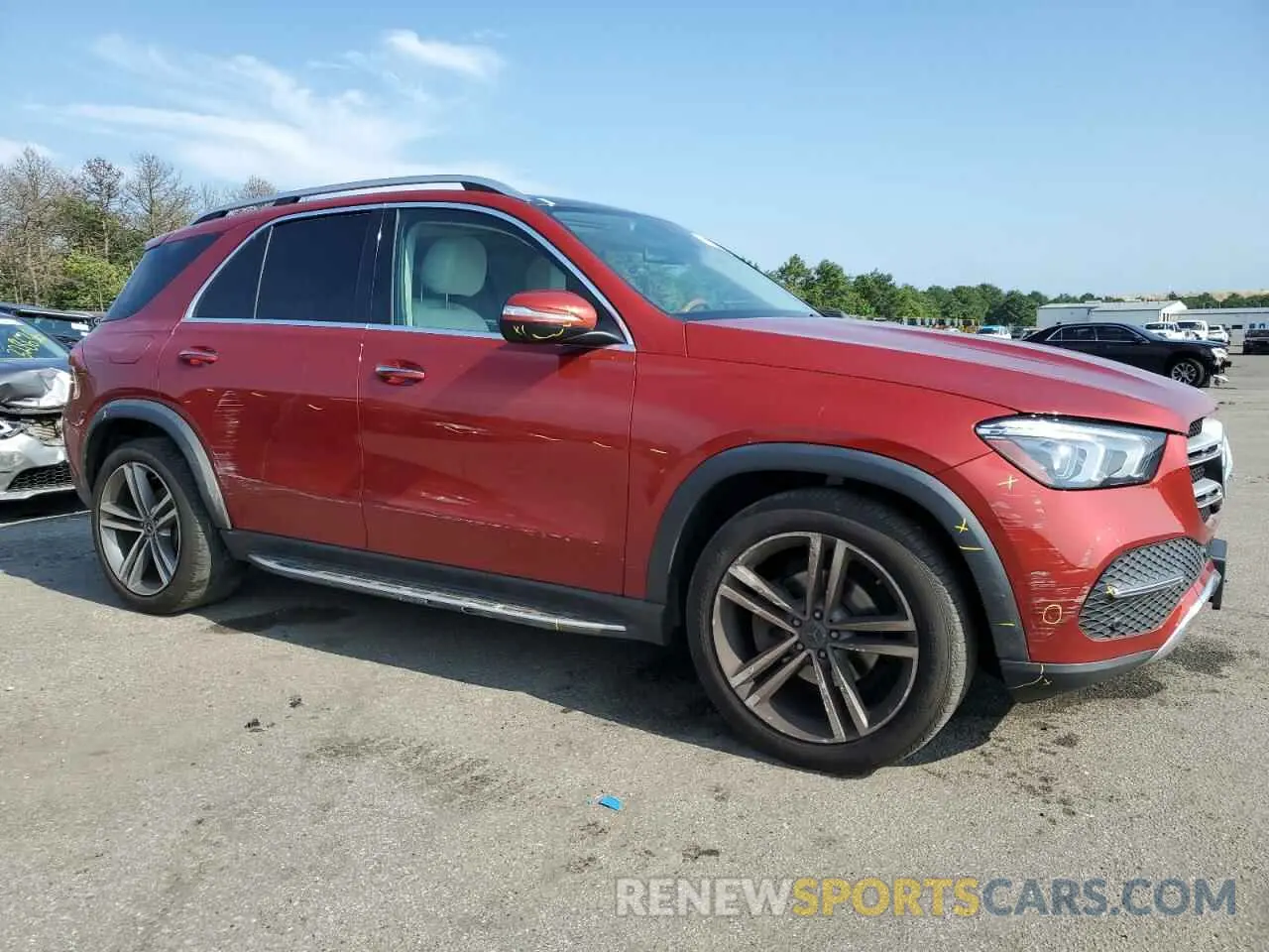4 Photograph of a damaged car 4JGFB4KB2MA384448 MERCEDES-BENZ GLE-CLASS 2021