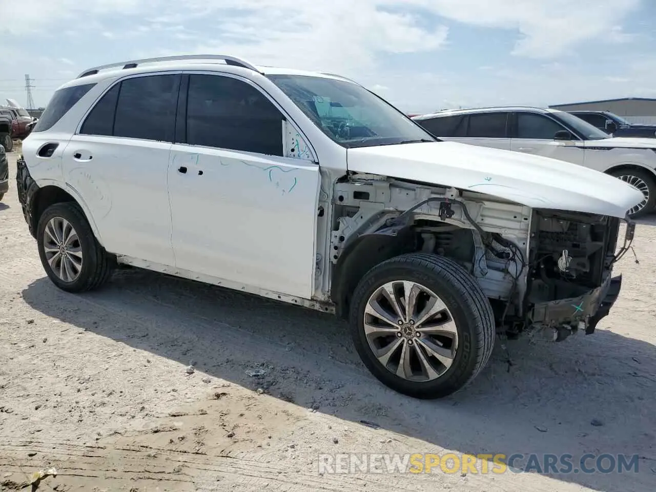 4 Фотография поврежденного автомобиля 4JGFB4KB5MA270556 MERCEDES-BENZ GLE-CLASS 2021