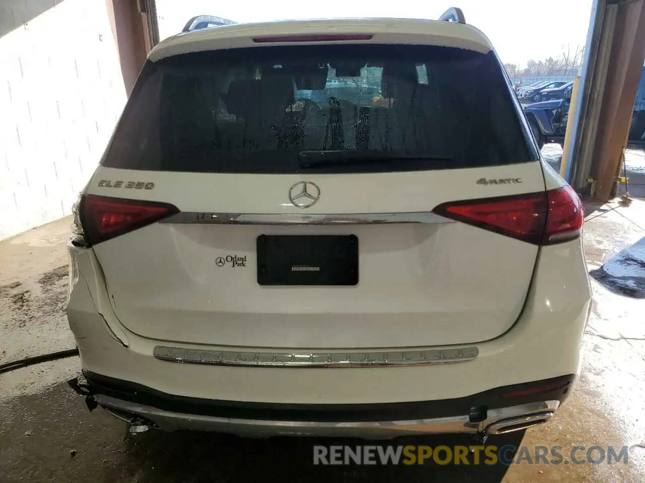 6 Photograph of a damaged car 4JGFB4KB5MA384170 MERCEDES-BENZ GLE-CLASS 2021