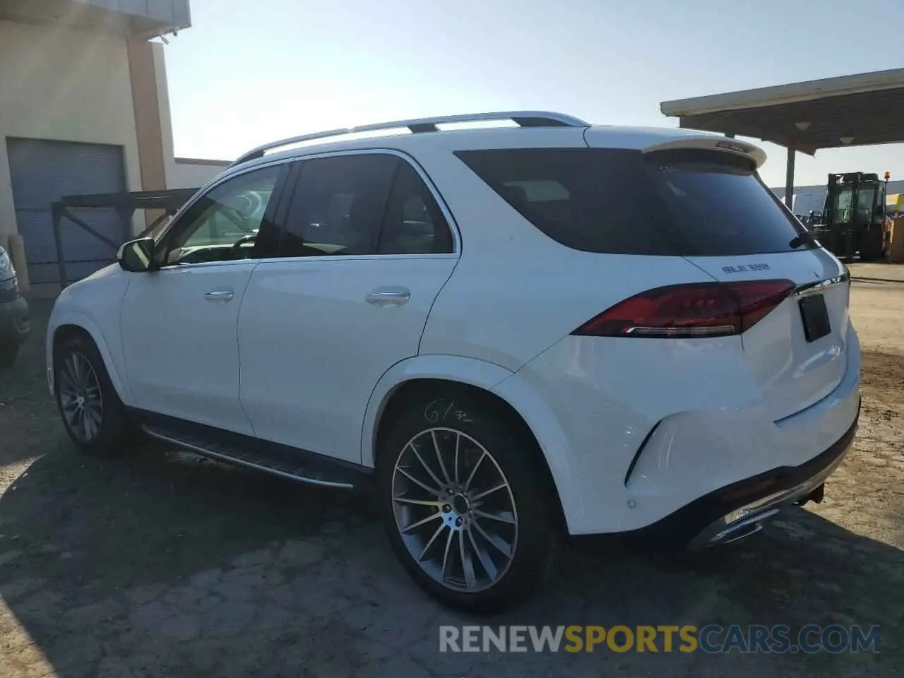 2 Фотография поврежденного автомобиля 4JGFB4KB8MA516760 MERCEDES-BENZ GLE-CLASS 2021