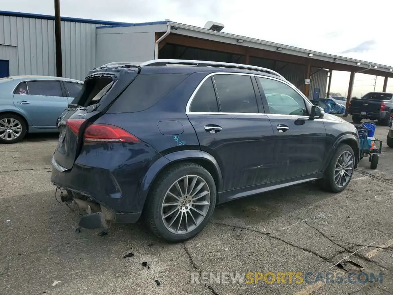 3 Фотография поврежденного автомобиля 4JGFB5KBXMA323998 MERCEDES-BENZ GLE-CLASS 2021