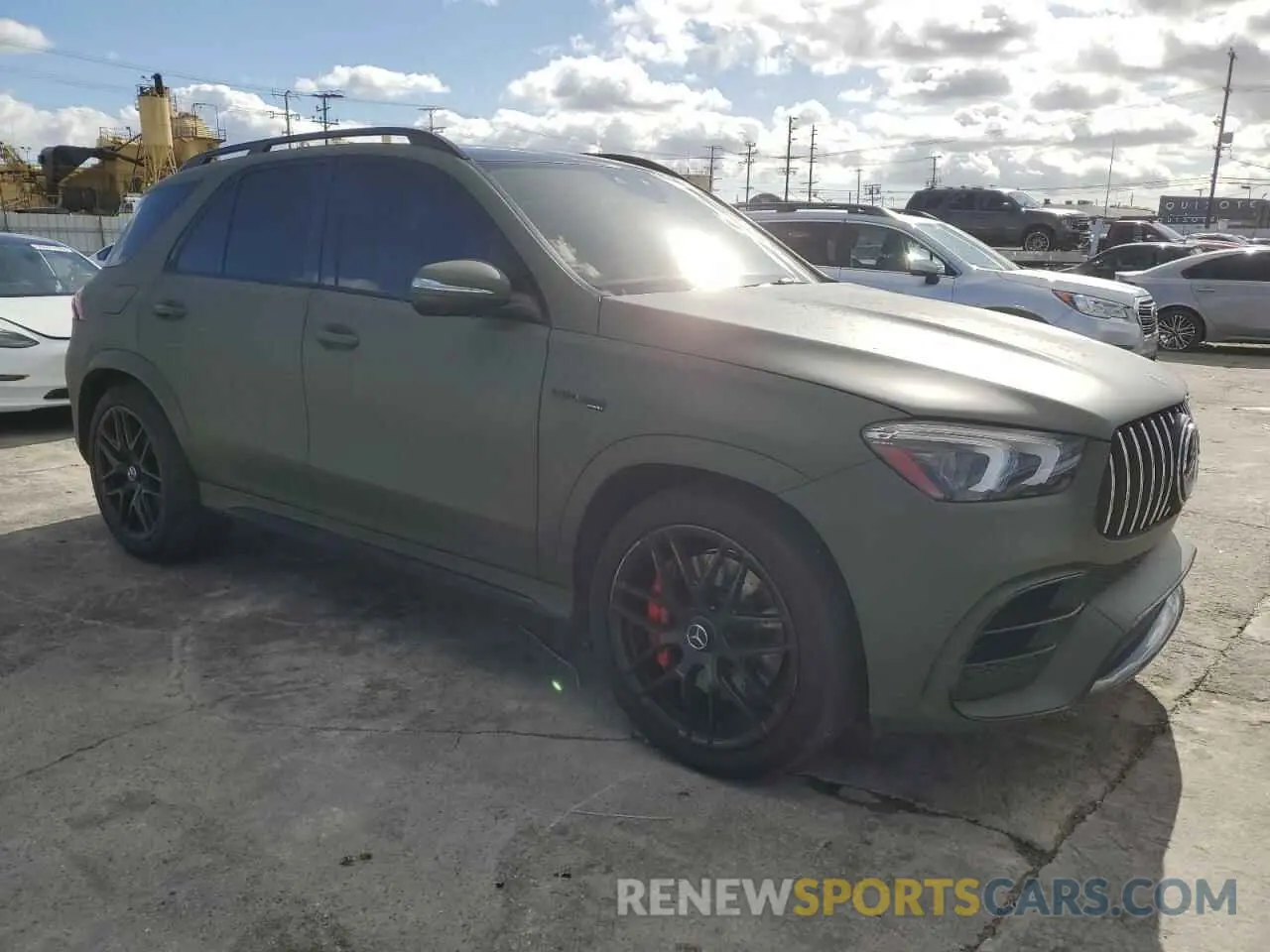 4 Photograph of a damaged car 4JGFB8KB5MA151803 MERCEDES-BENZ GLE-CLASS 2021