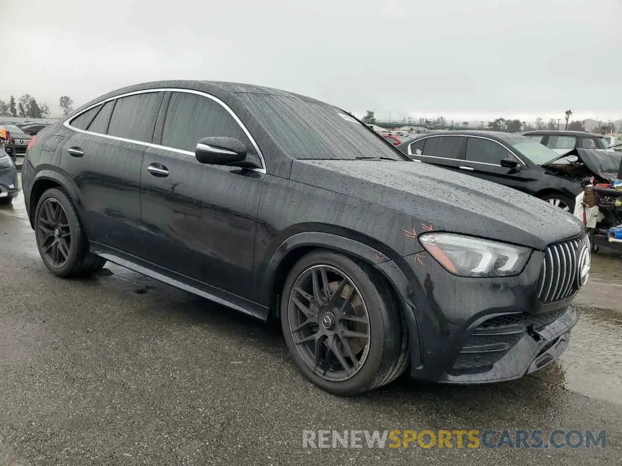 4 Photograph of a damaged car 4JGFD6BB3MA511472 MERCEDES-BENZ GLE-CLASS 2021