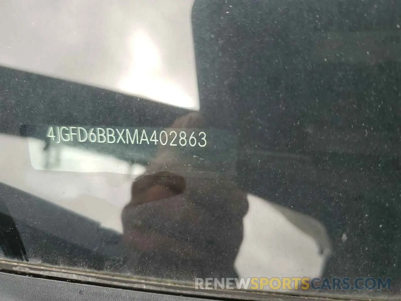 13 Photograph of a damaged car 4JGFD6BBXMA402863 MERCEDES-BENZ GLE-CLASS 2021