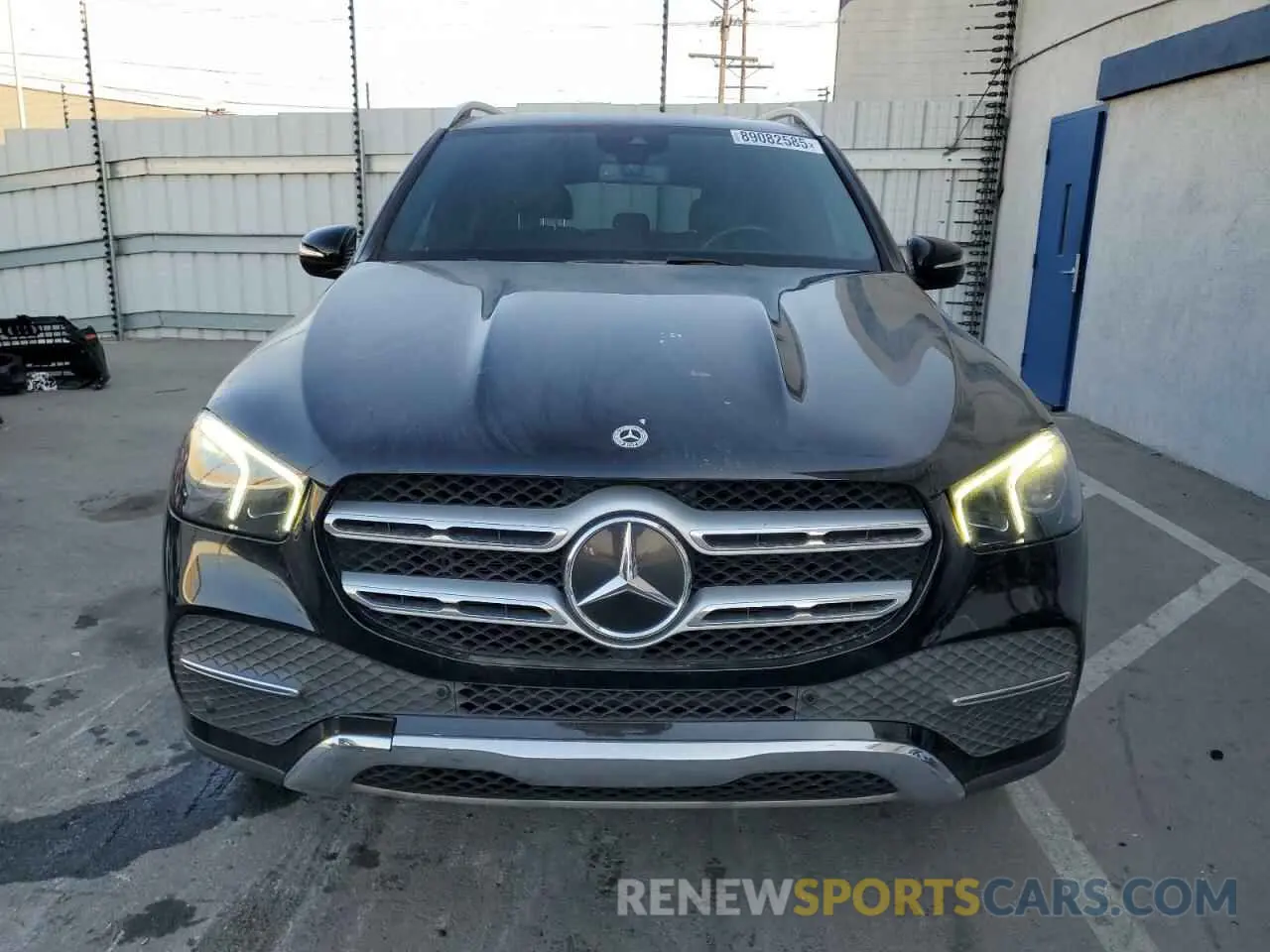 5 Photograph of a damaged car 4JGFB4JB2NA701292 MERCEDES-BENZ GLE-CLASS 2022