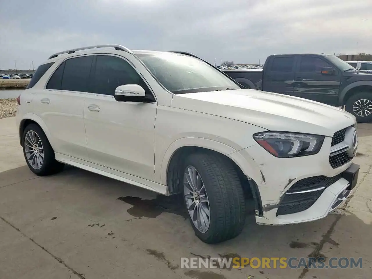 1 Photograph of a damaged car 4JGFB4JB3NA591577 MERCEDES-BENZ GLE-CLASS 2022