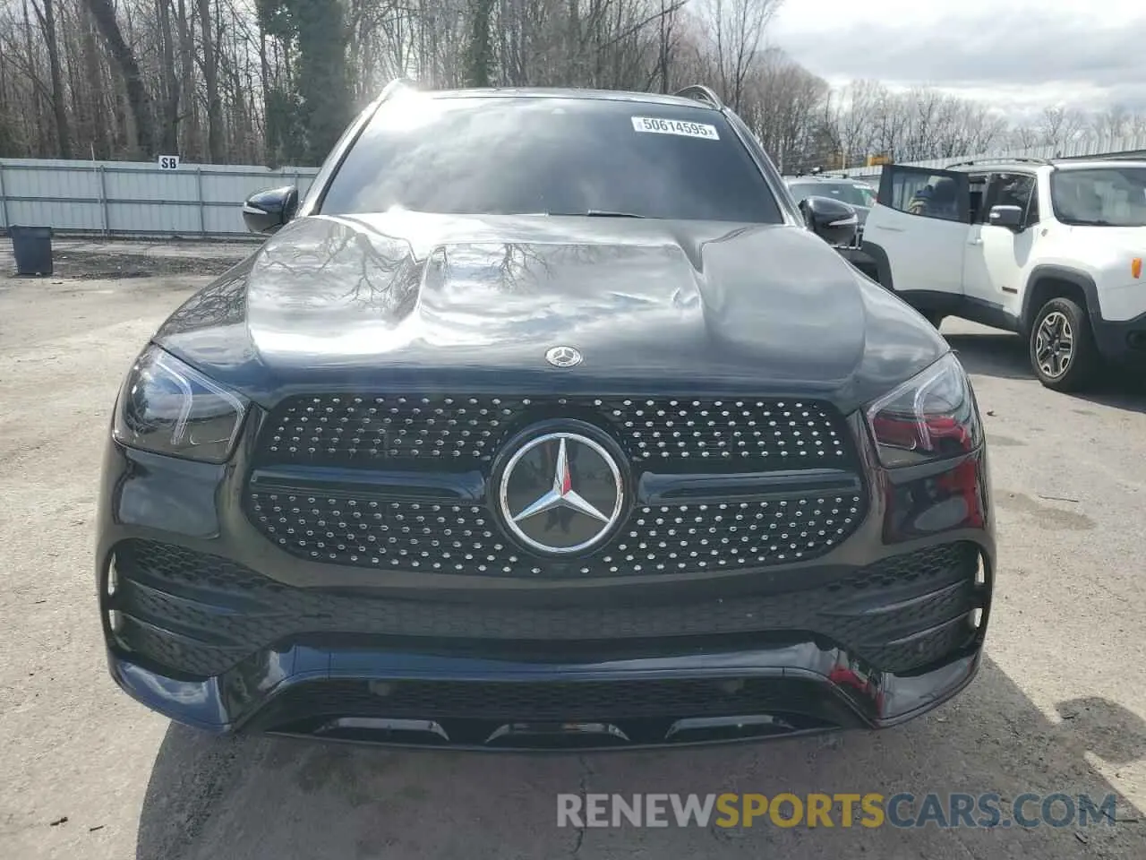 5 Photograph of a damaged car 4JGFB4JB4NA631889 MERCEDES-BENZ GLE-CLASS 2022