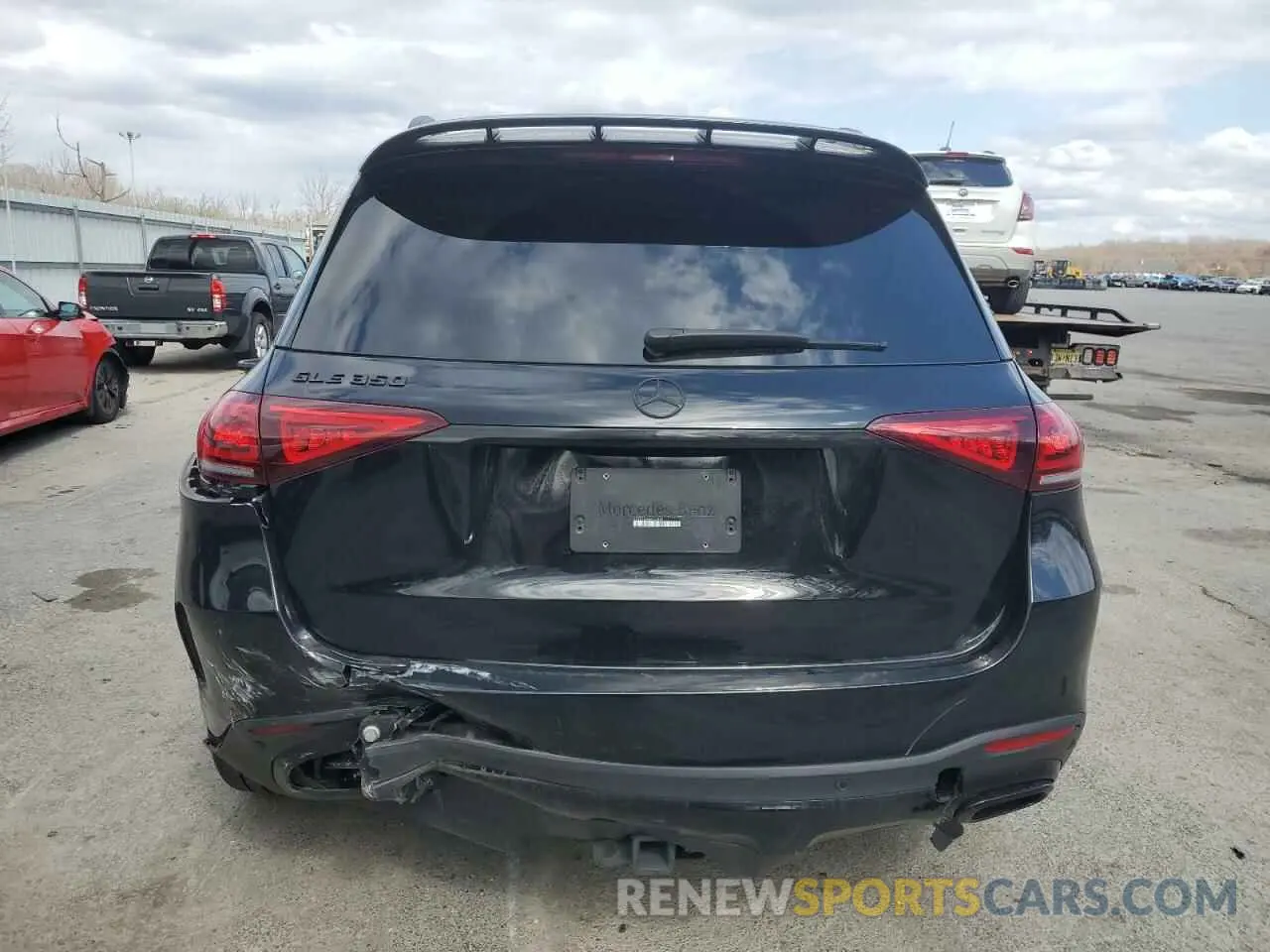 6 Photograph of a damaged car 4JGFB4JB4NA631889 MERCEDES-BENZ GLE-CLASS 2022