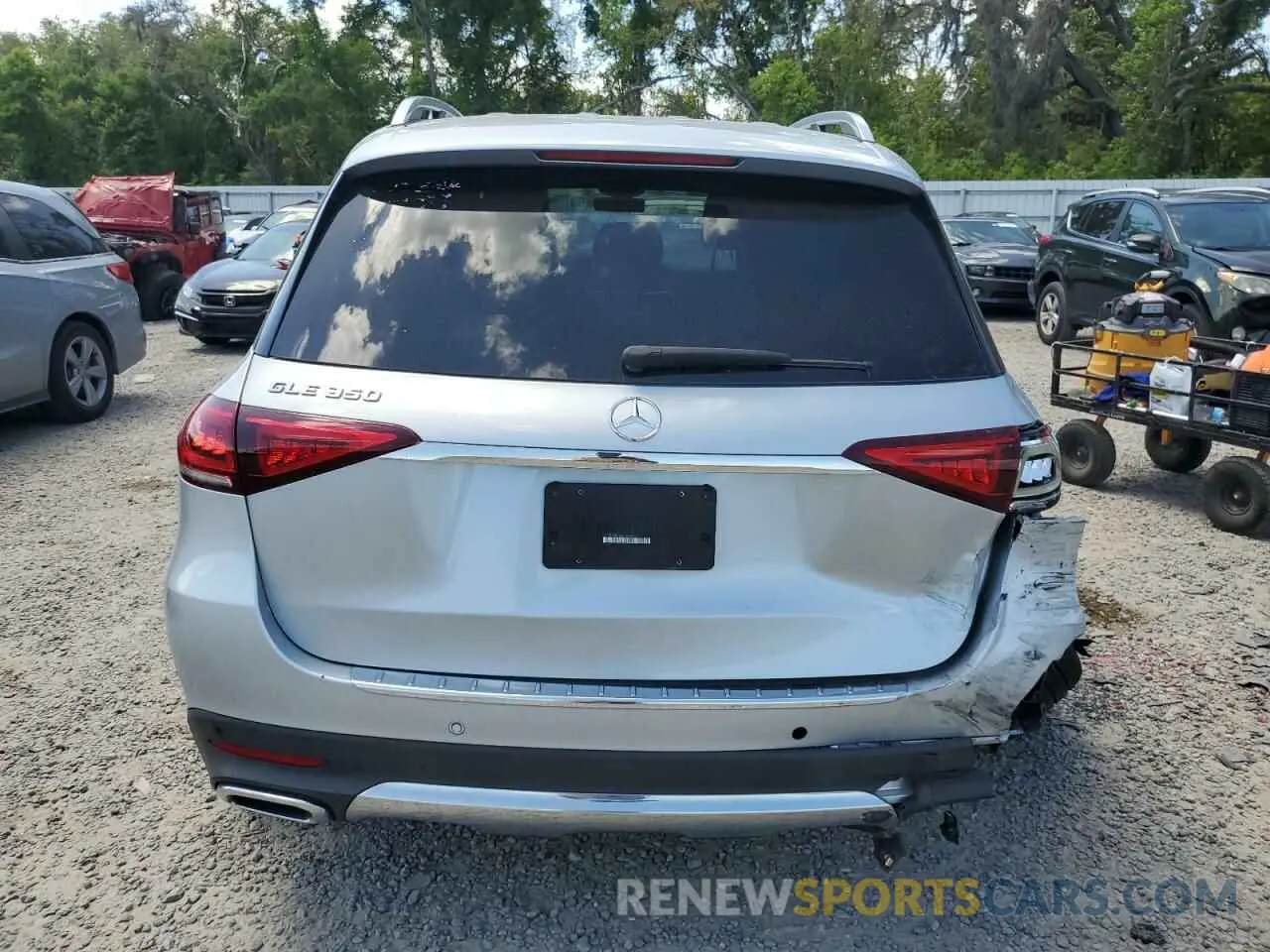 6 Photograph of a damaged car 4JGFB4JB5NA813150 MERCEDES-BENZ GLE-CLASS 2022