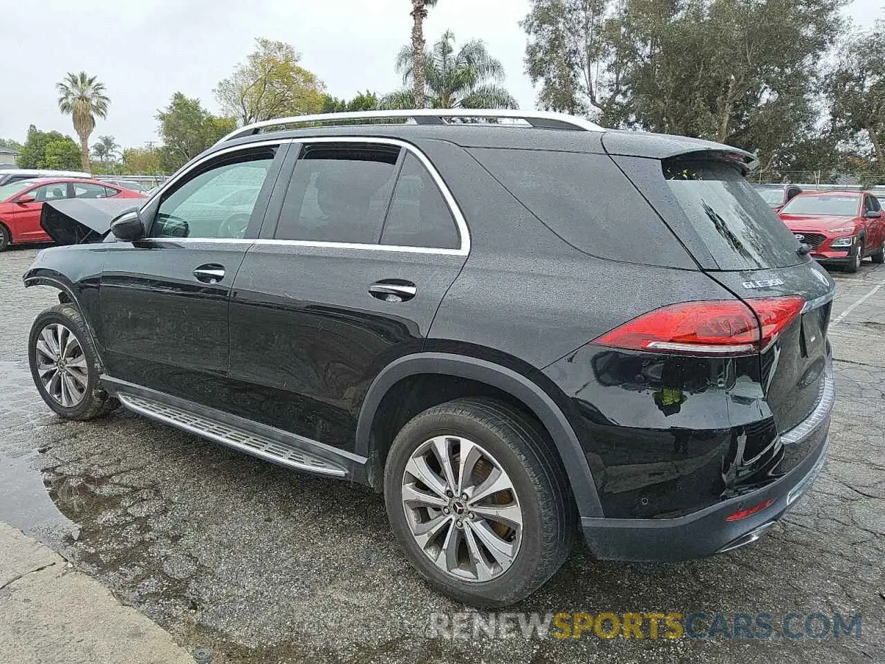 2 Photograph of a damaged car 4JGFB4JE1NA722340 MERCEDES-BENZ GLE-CLASS 2022
