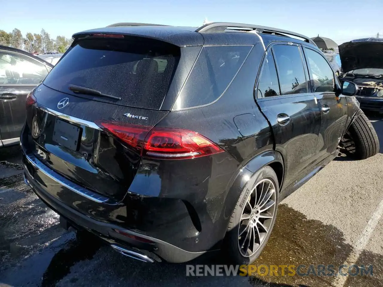 4 Photograph of a damaged car 4JGFB4KB1NA732886 MERCEDES-BENZ GLE-CLASS 2022