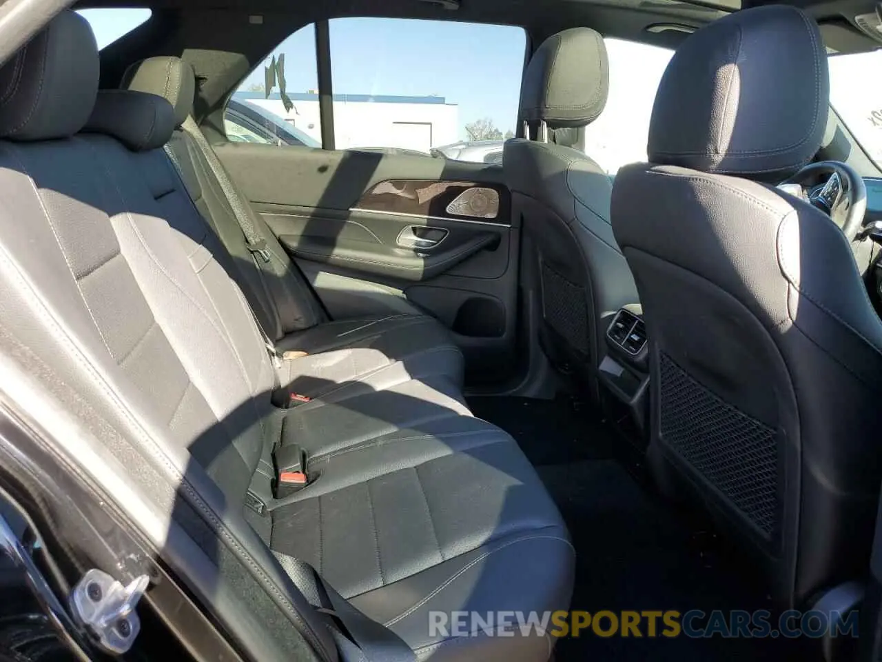6 Photograph of a damaged car 4JGFB4KB1NA732886 MERCEDES-BENZ GLE-CLASS 2022