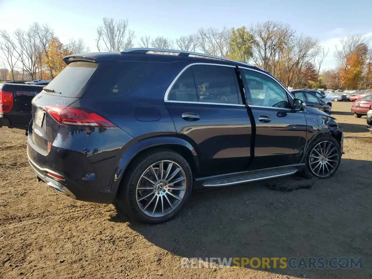 3 Фотография поврежденного автомобиля 4JGFB4KB1NA825889 MERCEDES-BENZ GLE-CLASS 2022