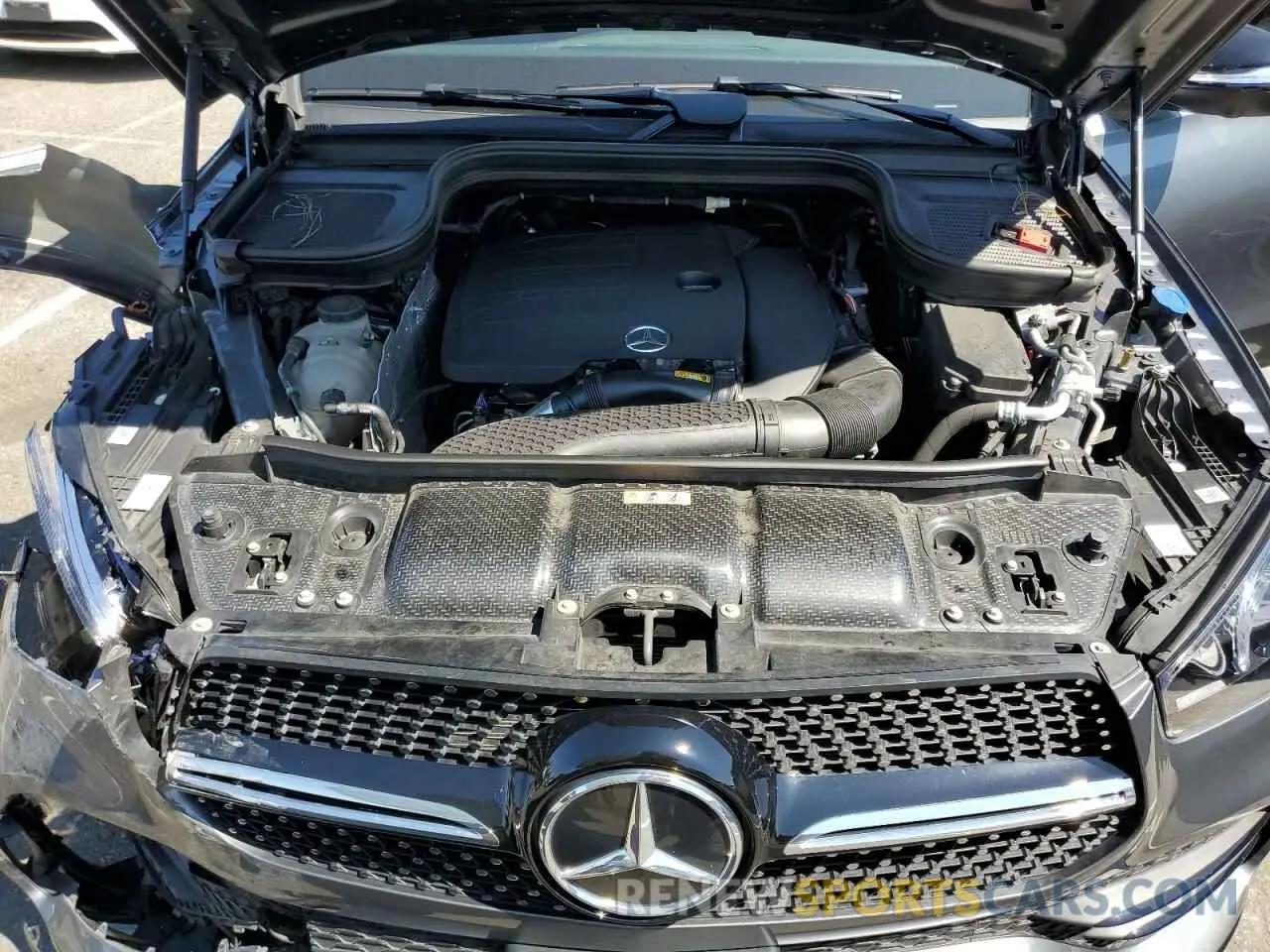 12 Photograph of a damaged car 4JGFB4KB9NA627383 MERCEDES-BENZ GLE-CLASS 2022