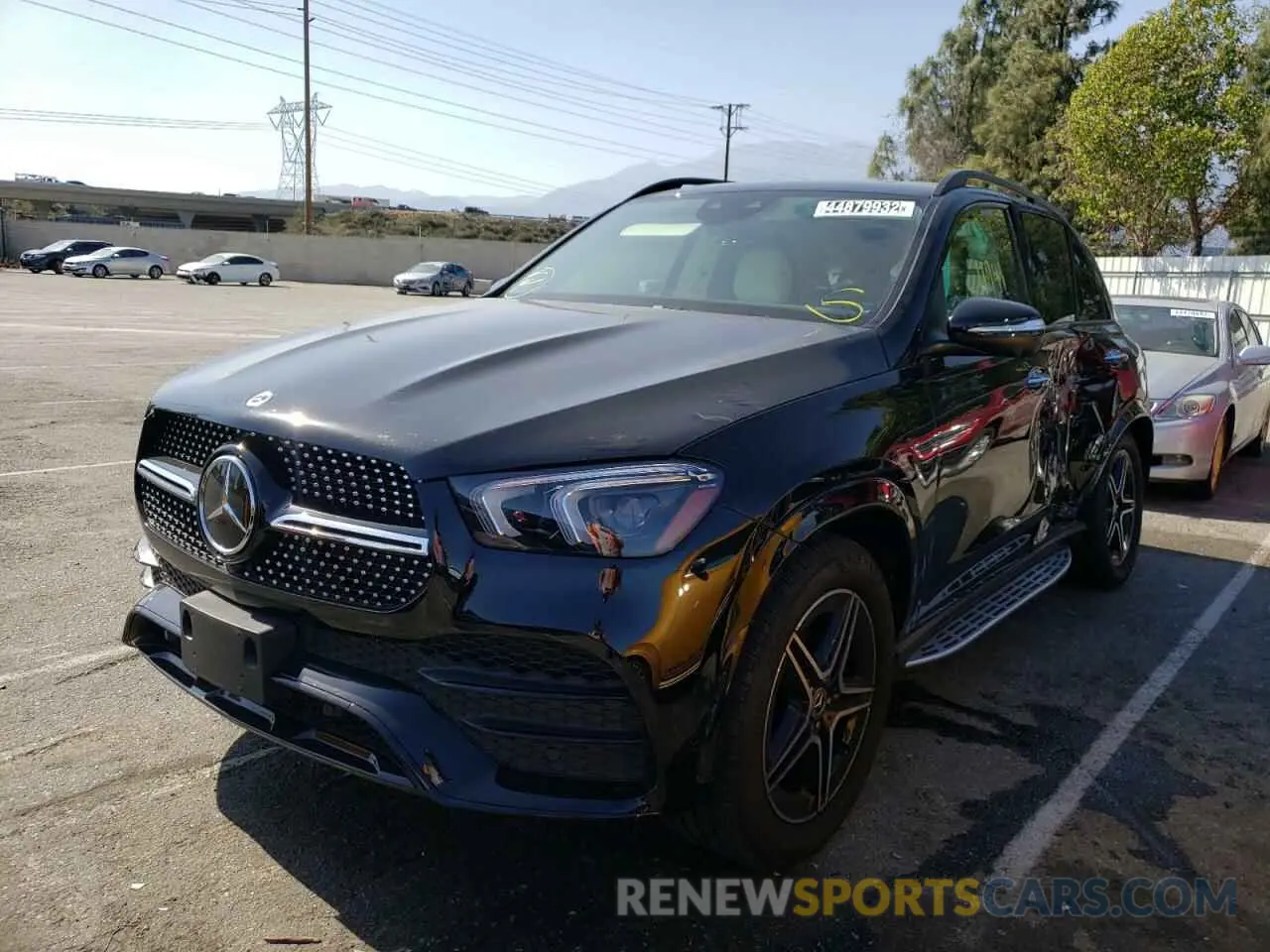2 Photograph of a damaged car 4JGFB4KE8NA615266 MERCEDES-BENZ GLE-CLASS 2022