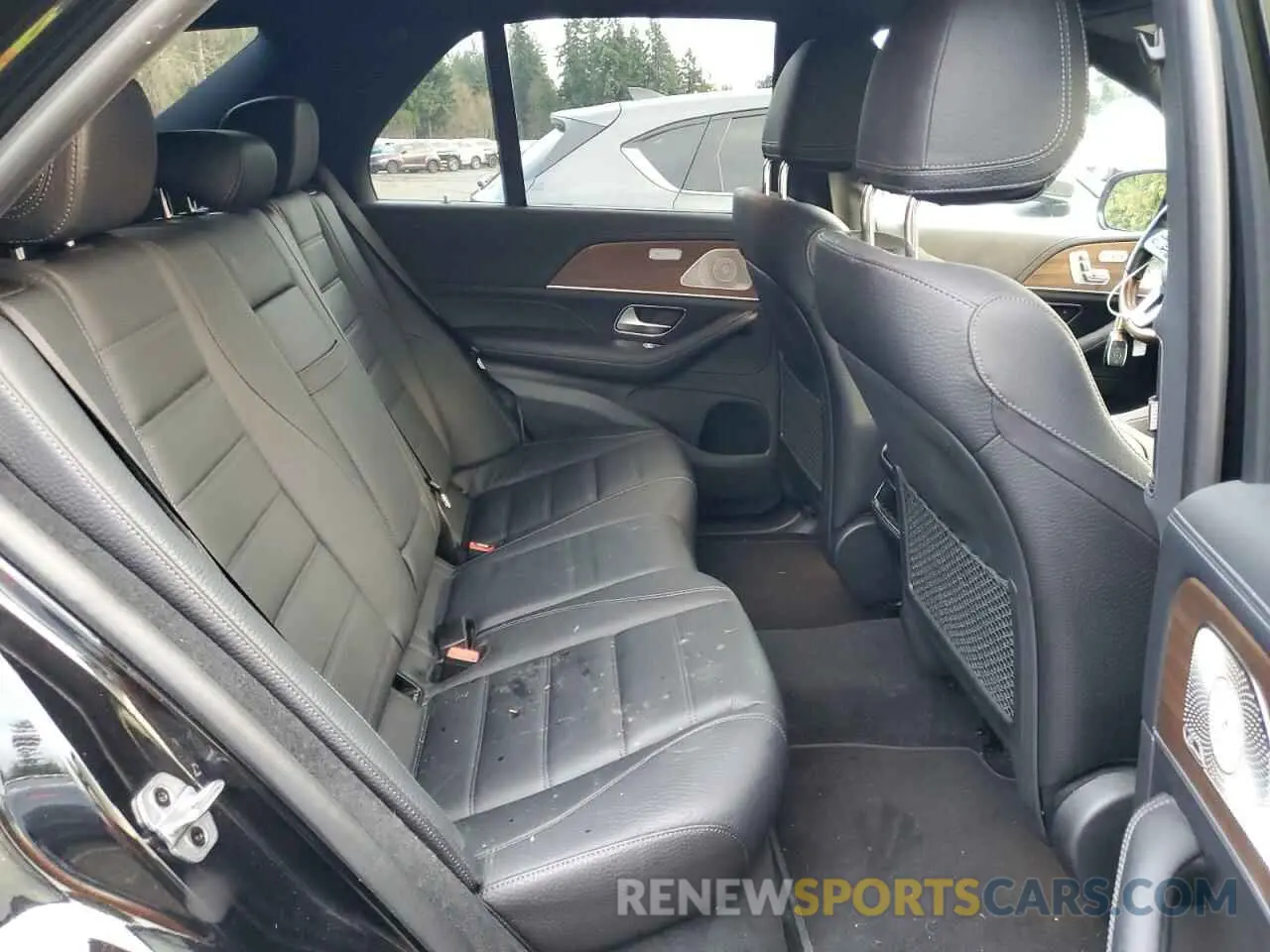 11 Photograph of a damaged car 4JGFB5KB3NA748478 MERCEDES-BENZ GLE-CLASS 2022