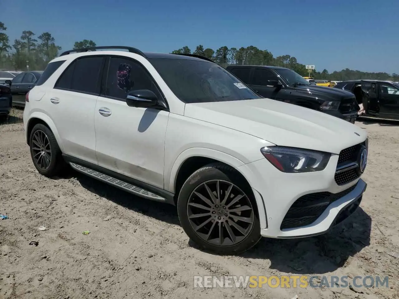 4 Photograph of a damaged car 4JGFB4JB3PA875116 MERCEDES-BENZ GLE-CLASS 2023