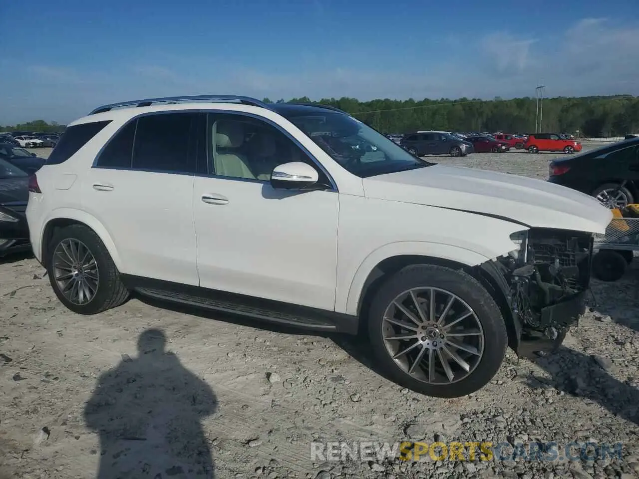 4 Photograph of a damaged car 4JGFB4JE9PA902894 MERCEDES-BENZ GLE-CLASS 2023