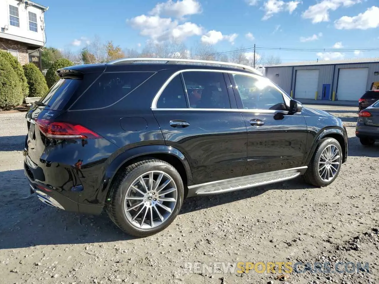 3 Photograph of a damaged car 4JGFB4KB2PA918732 MERCEDES-BENZ GLE-CLASS 2023