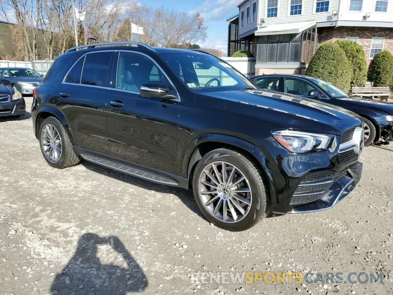 4 Photograph of a damaged car 4JGFB4KB2PA918732 MERCEDES-BENZ GLE-CLASS 2023