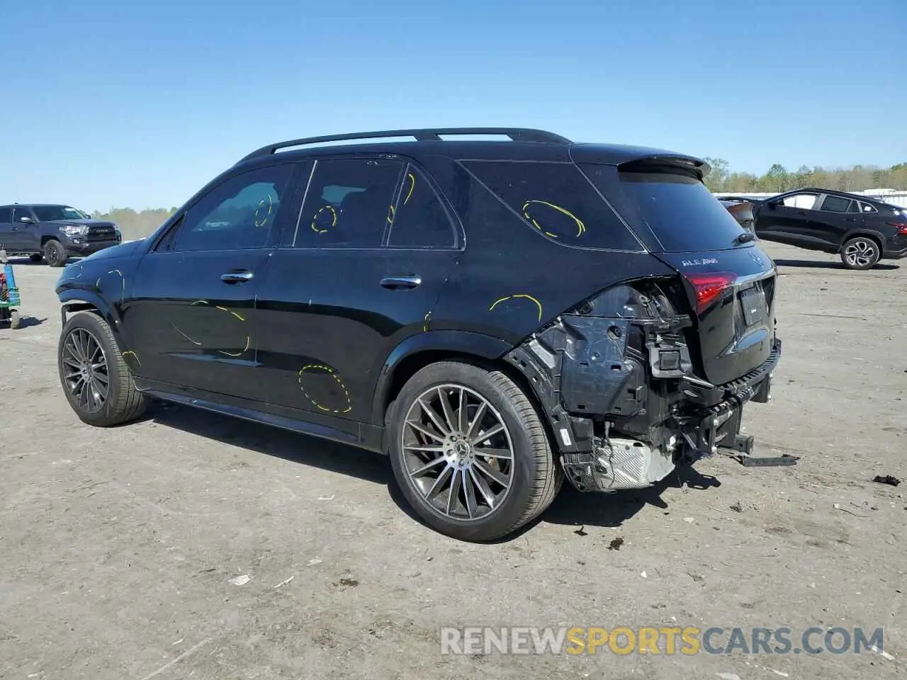 2 Photograph of a damaged car 4JGFB4KB4PA949819 MERCEDES-BENZ GLE-CLASS 2023