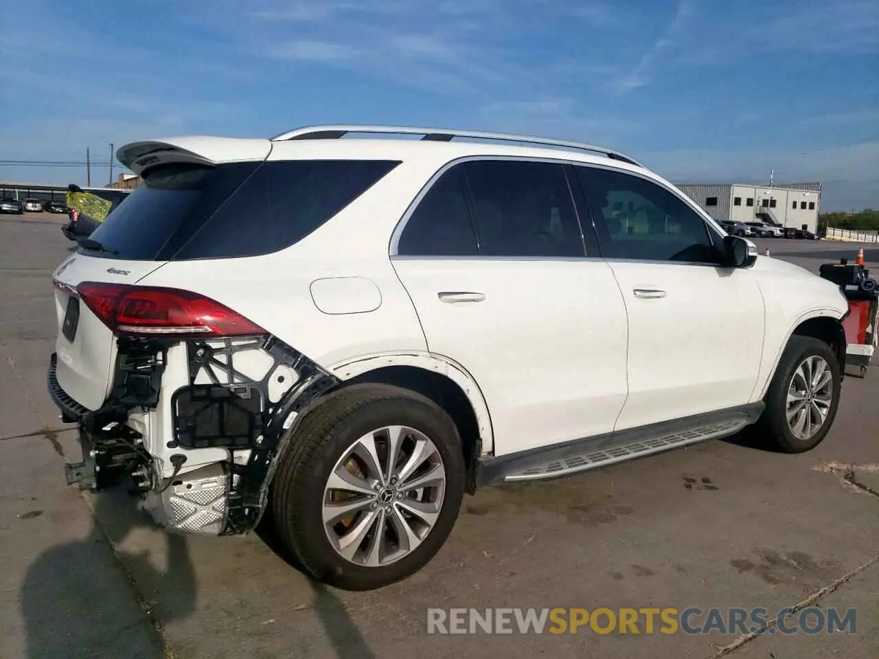 3 Photograph of a damaged car 4JGFB5KB5PA863344 MERCEDES-BENZ GLE-CLASS 2023