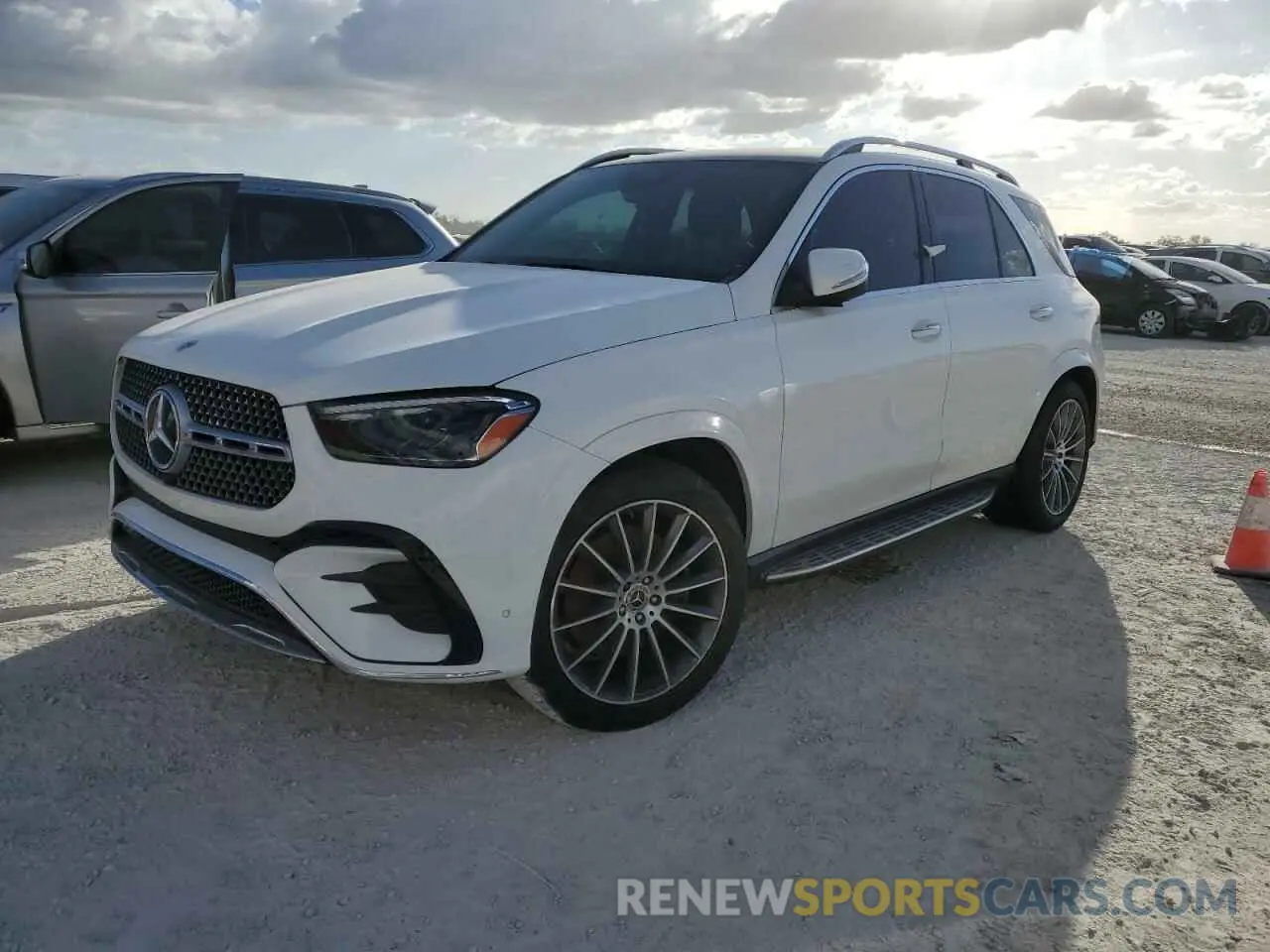 1 Photograph of a damaged car 4JGFB4FB0RB010867 MERCEDES-BENZ GLE-CLASS 2024