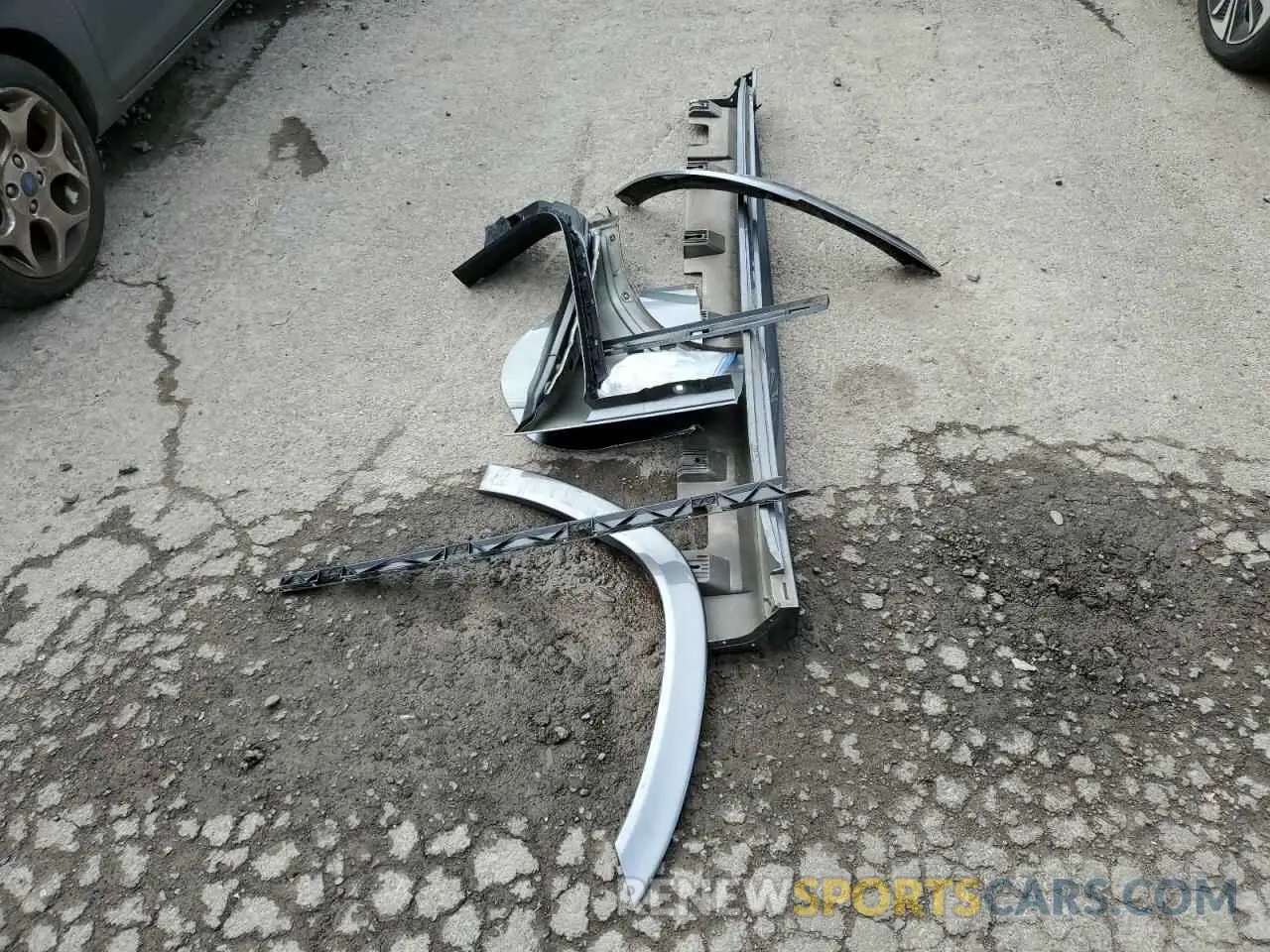 13 Photograph of a damaged car 4JGFB4FB3RB065720 MERCEDES-BENZ GLE-CLASS 2024