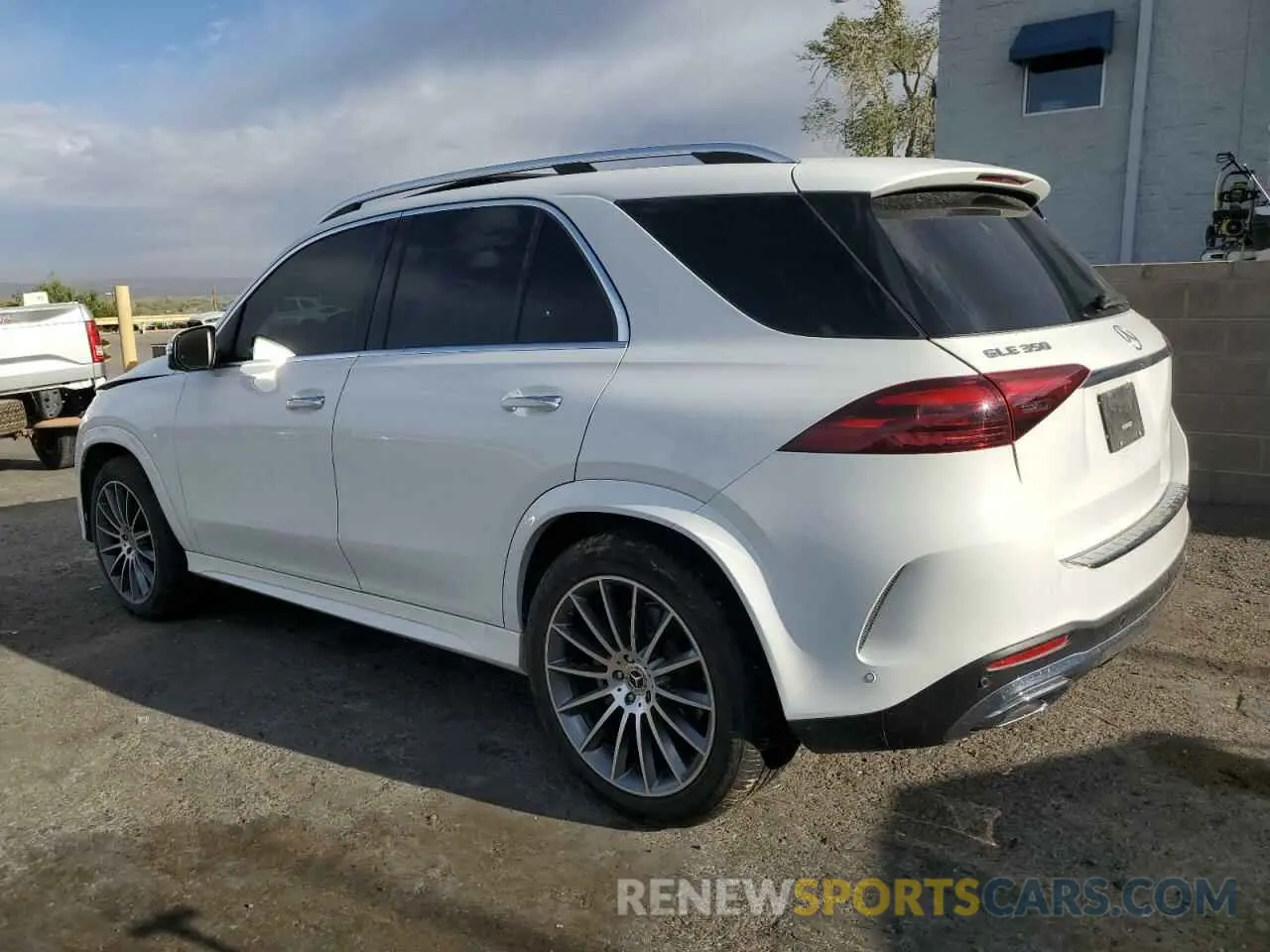 2 Фотография поврежденного автомобиля 4JGFB4FBXRB047070 MERCEDES-BENZ GLE-CLASS 2024