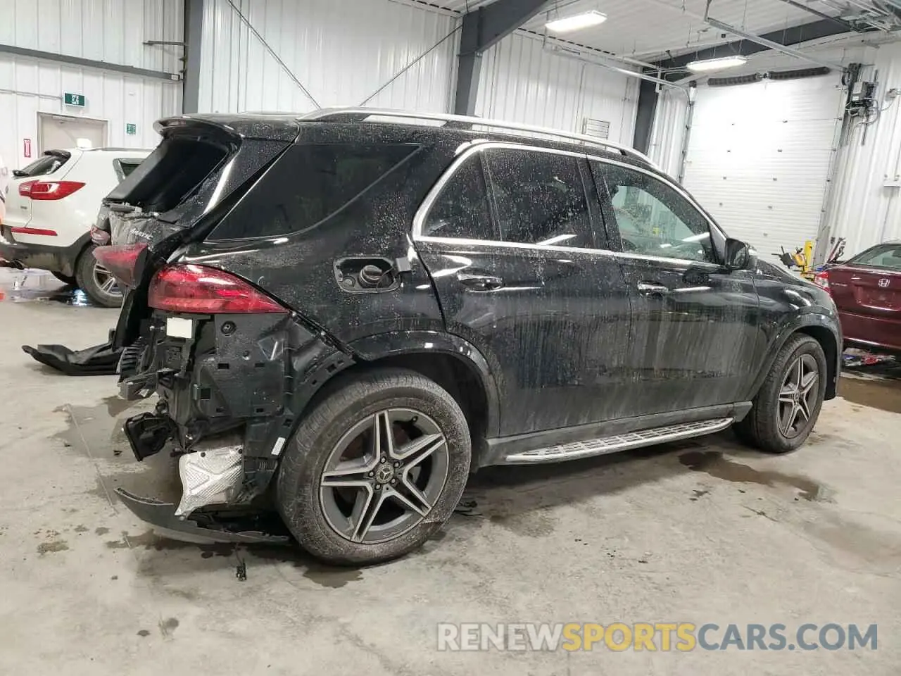 3 Фотография поврежденного автомобиля 4JGFB5KB1RB004832 MERCEDES-BENZ GLE-CLASS 2024