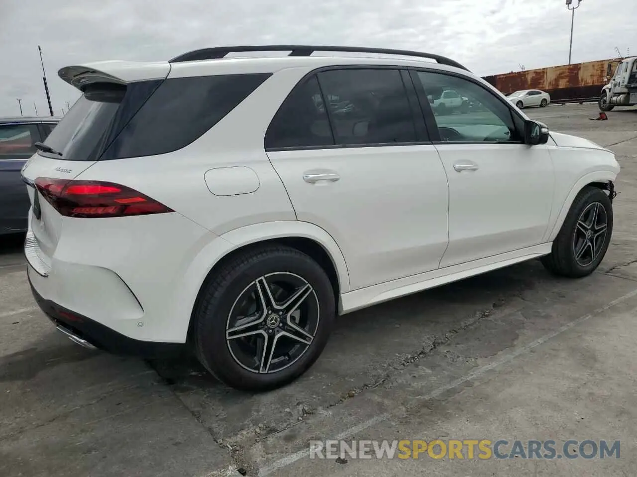 3 Photograph of a damaged car 4JGFB5KB2RB166243 MERCEDES-BENZ GLE-CLASS 2024