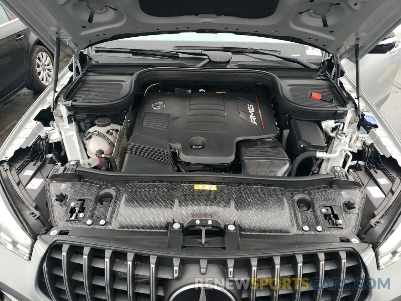 11 Photograph of a damaged car 4JGFD6BB4RB249768 MERCEDES-BENZ GLE-CLASS 2024