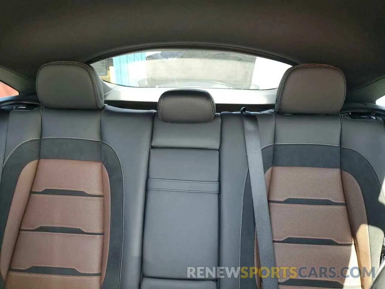 10 Photograph of a damaged car 4JGFD6BB5RB162395 MERCEDES-BENZ GLE-CLASS 2024
