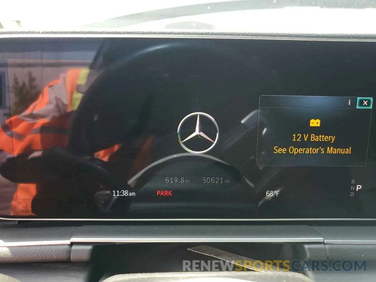9 Photograph of a damaged car 4JGFD6BB7RA981902 MERCEDES-BENZ GLE-CLASS 2024