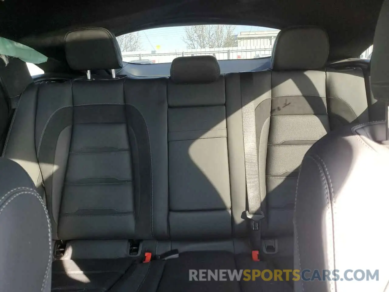 10 Photograph of a damaged car 4JGFD6BB7RB237579 MERCEDES-BENZ GLE-CLASS 2024
