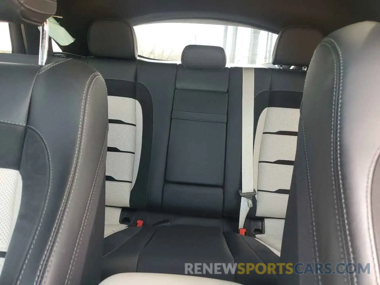 10 Фотография поврежденного автомобиля 4JGFD6BBXRA982073 MERCEDES-BENZ GLE-CLASS 2024