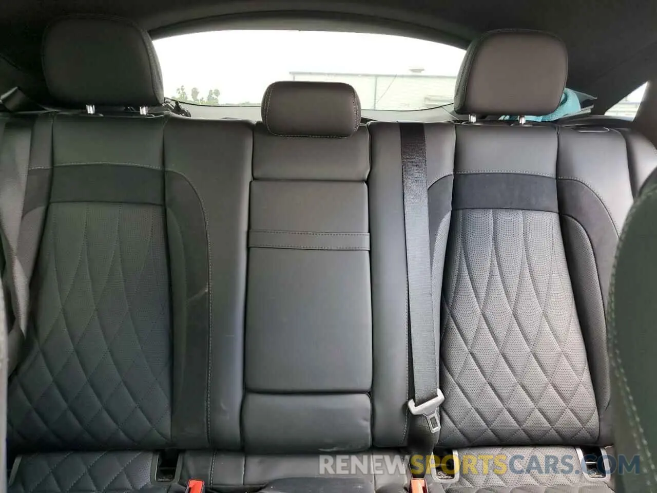 10 Photograph of a damaged car 4JGFD8KB3RB133764 MERCEDES-BENZ GLE-CLASS 2024