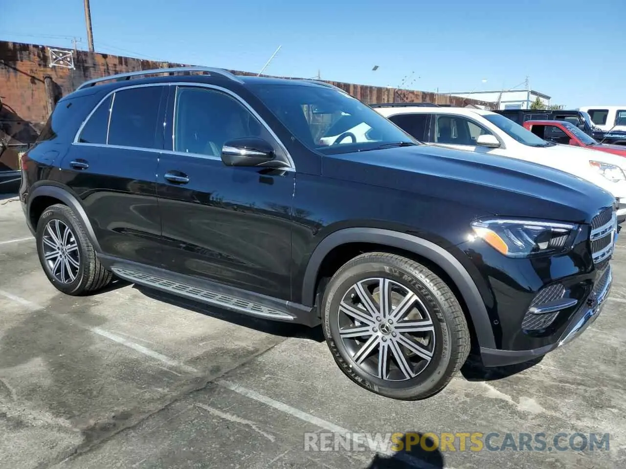 4 Photograph of a damaged car 4JGFB4EB9SB383574 MERCEDES-BENZ GLE-CLASS 2025