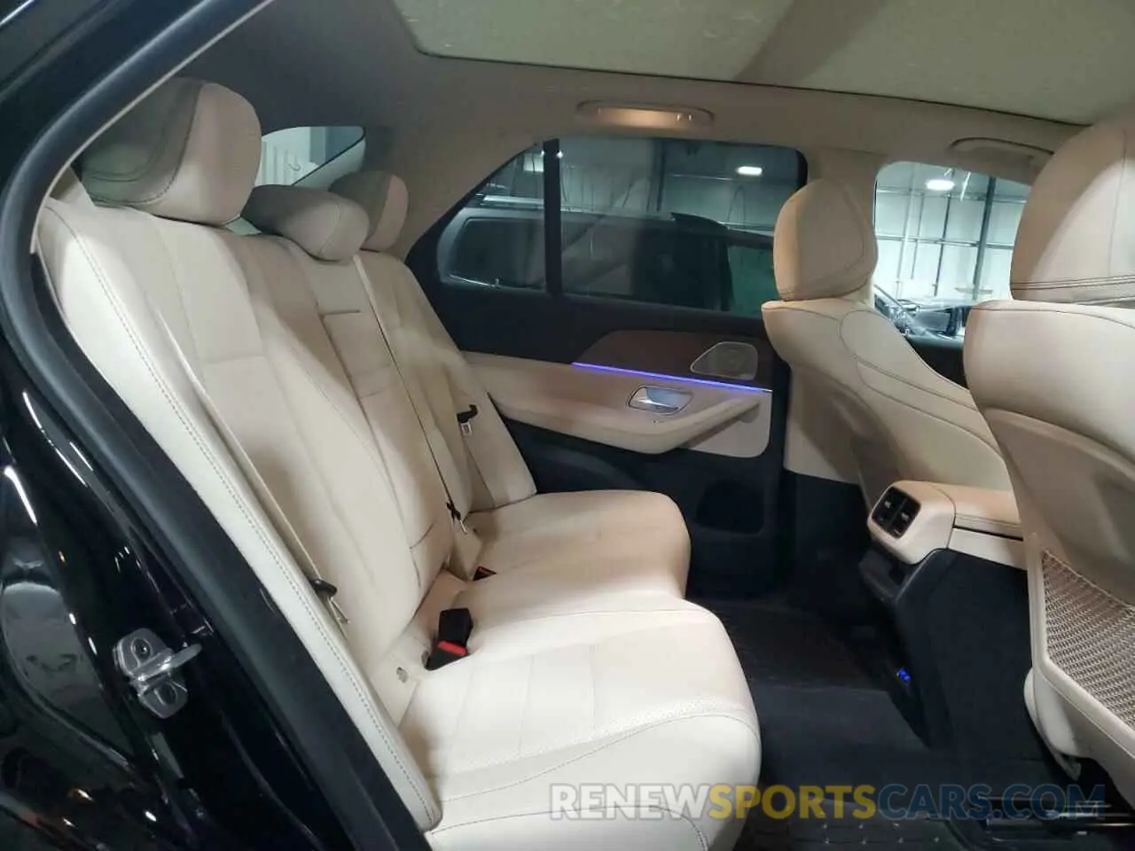 11 Photograph of a damaged car 4JGFB5KBXSB385683 MERCEDES-BENZ GLE-CLASS 2025