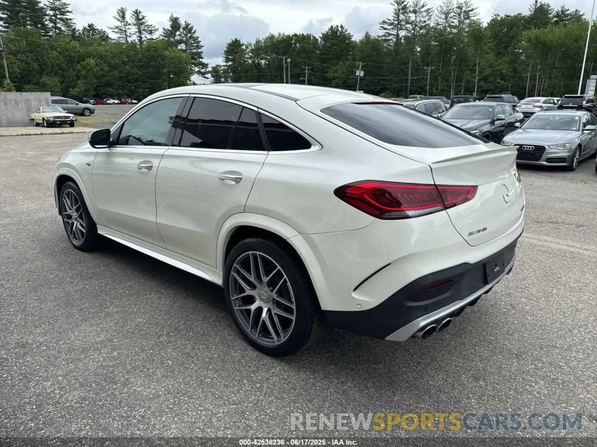 3 Photograph of a damaged car 4JGFD6BB0NA803064 MERCEDES-BENZ GLE COUPE 2022