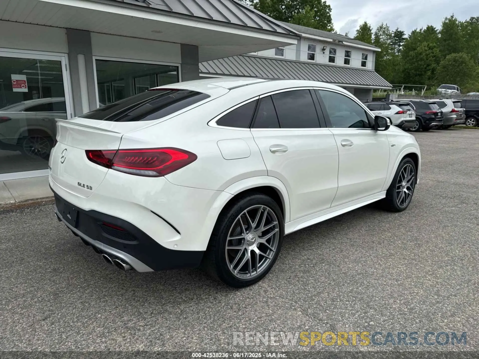 4 Photograph of a damaged car 4JGFD6BB0NA803064 MERCEDES-BENZ GLE COUPE 2022