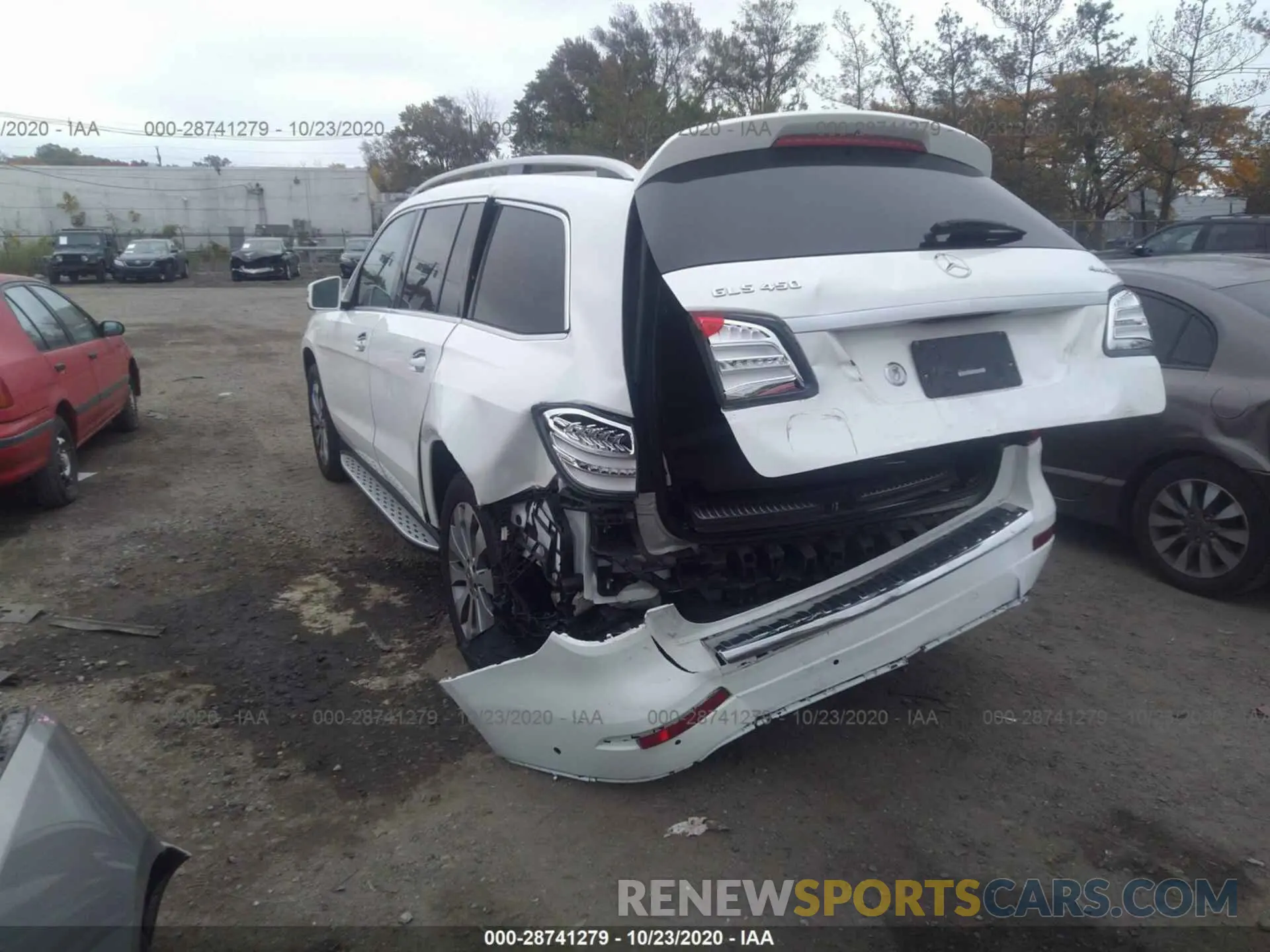 3 Photograph of a damaged car 4JGDF6EE0KB200578 MERCEDES-BENZ GLS 2019