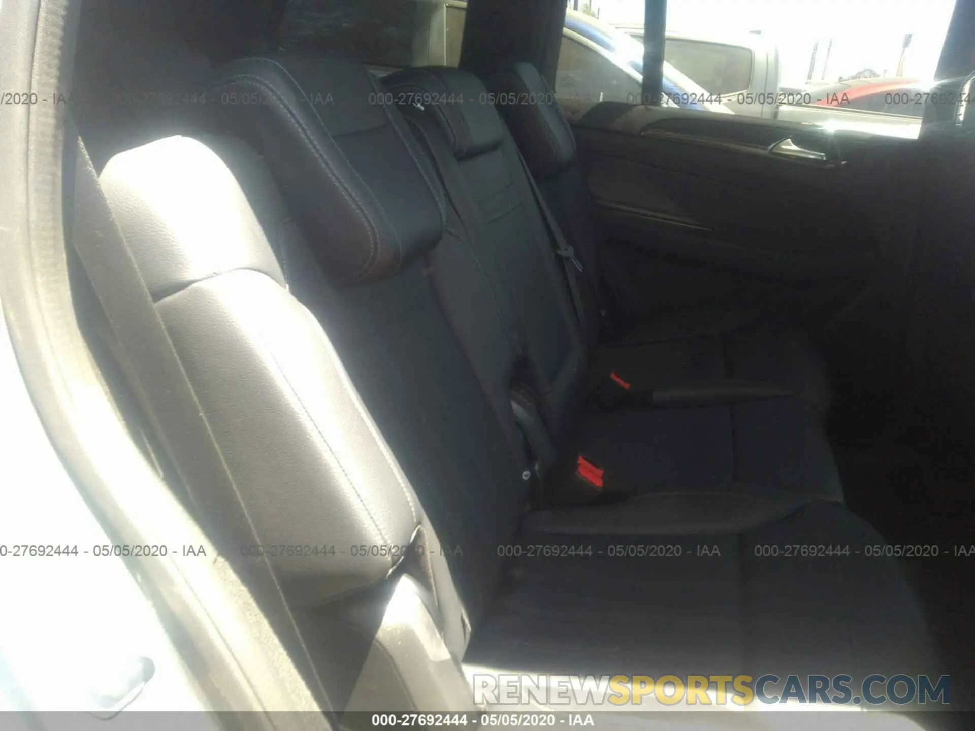 8 Photograph of a damaged car 4JGDF6EE4KB238332 MERCEDES-BENZ GLS 2019