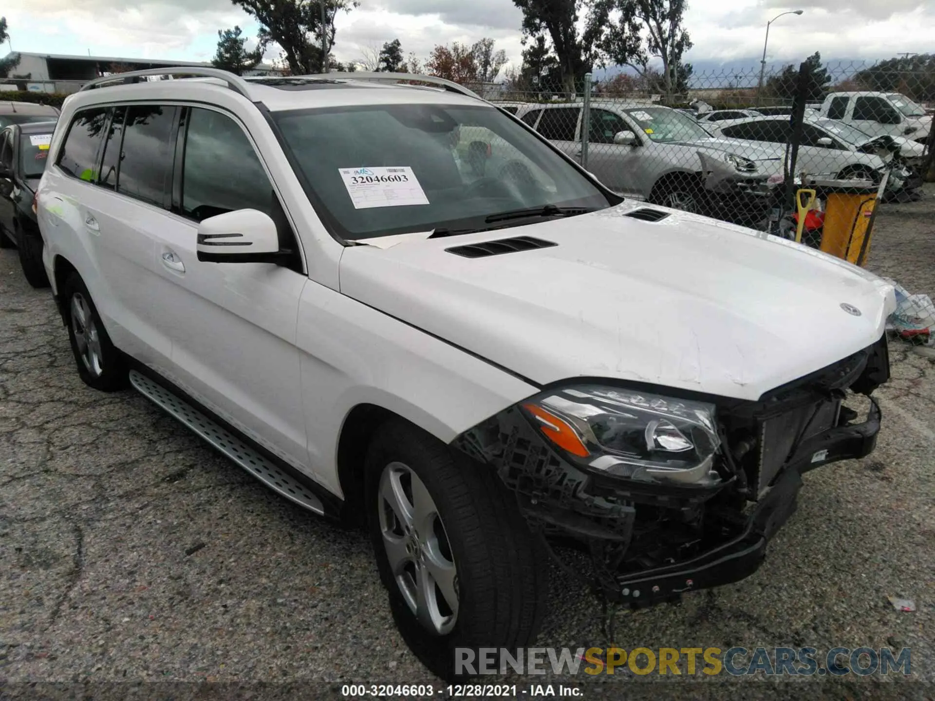 1 Photograph of a damaged car 4JGDF6EE8KB233313 MERCEDES-BENZ GLS 2019