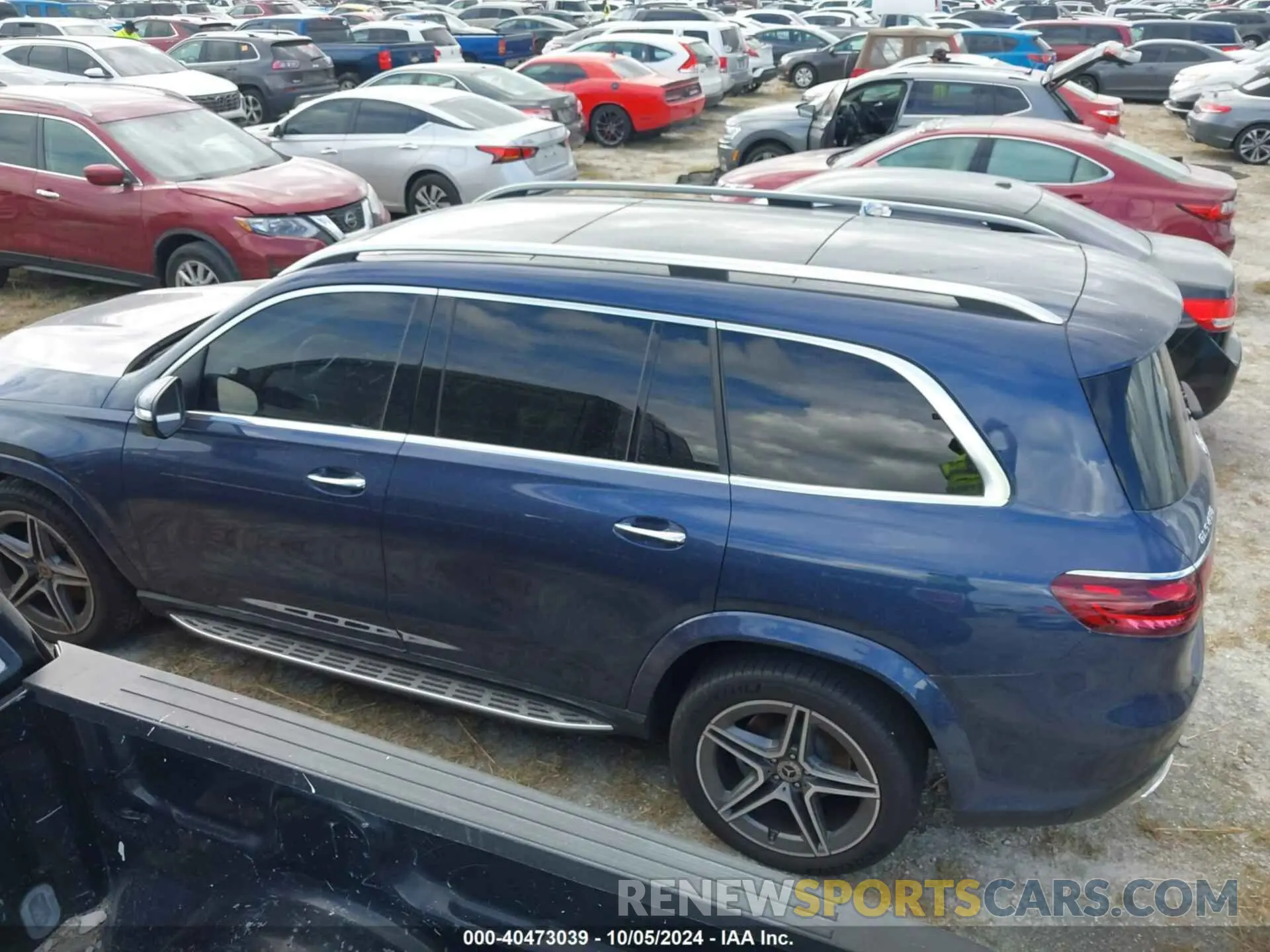 14 Photograph of a damaged car 4JGFF5KE1RB138853 MERCEDES-BENZ GLS 2024