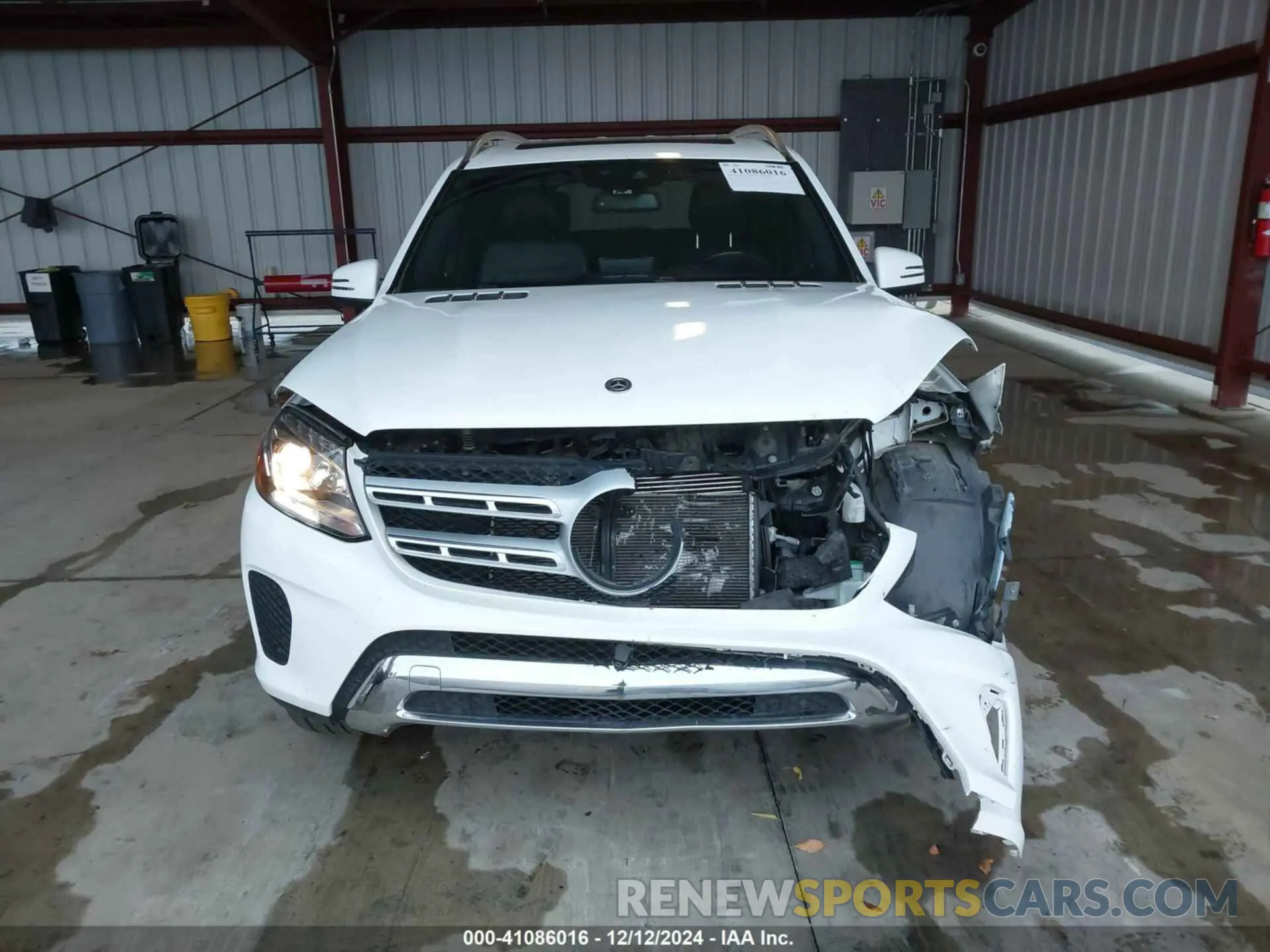 12 Photograph of a damaged car 4JGDF6EE1KB223609 MERCEDES-BENZ GLS 450 2019