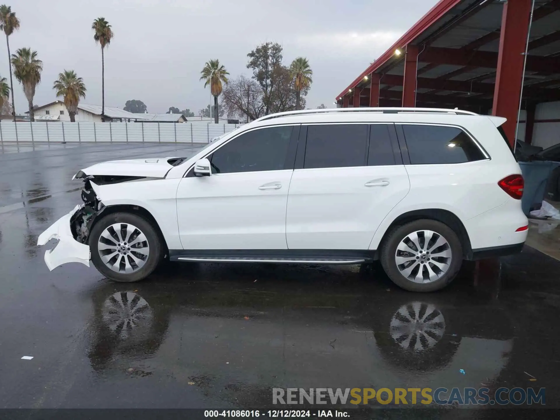 14 Photograph of a damaged car 4JGDF6EE1KB223609 MERCEDES-BENZ GLS 450 2019