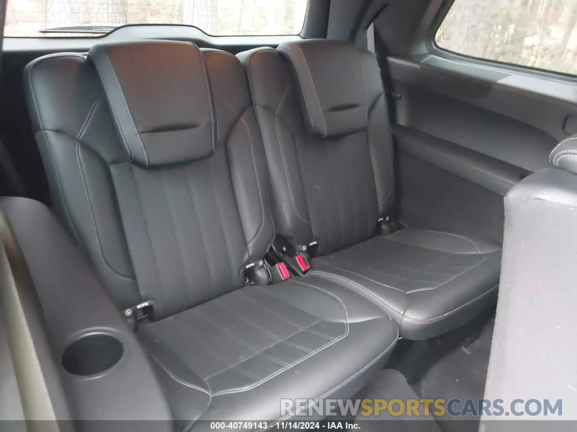 17 Photograph of a damaged car 4JGDF6EE9KB221039 MERCEDES-BENZ GLS 450 2019